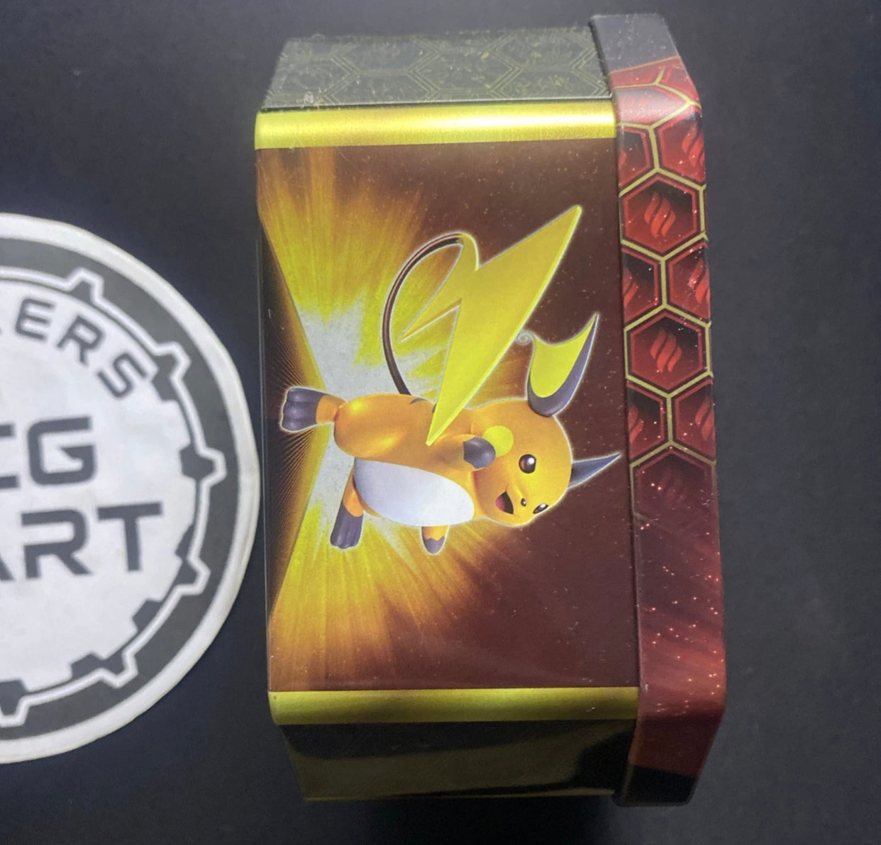 Charizard Tin - Hidden Fates (Opened Custom Tin pack)